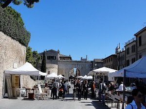 Tornano le visite guidate di Passaggi Festival